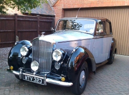 1950 Bentley for weddings in Milton Keynes